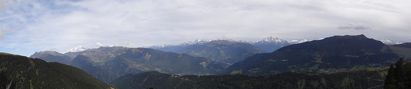 Pour finir, voici le panorama que vous pourrez contempler lors de votre balade. Vue assurée sur le Mont-Blanc par beau temps !